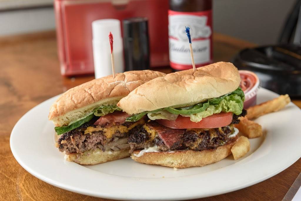 Mayos Bar and Grill | restaurant | 3820 Brainerd Rd, Chattanooga, TN 37411, USA | 4236240034 OR +1 423-624-0034