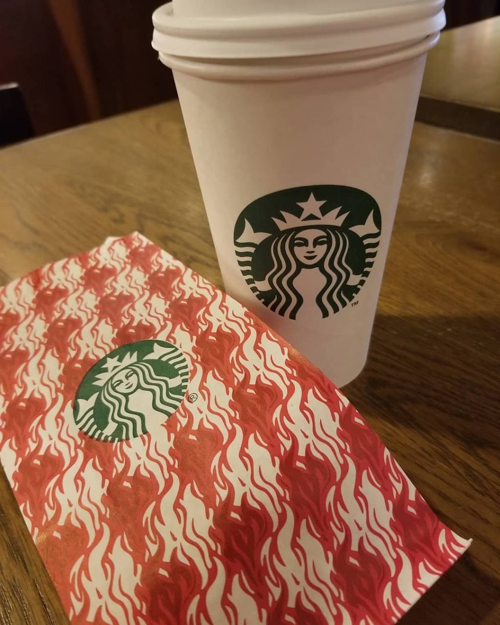 Starbucks | cafe | 9932 Knockando Ln, Huntersville, NC 28078, USA | 7048921063 OR +1 704-892-1063