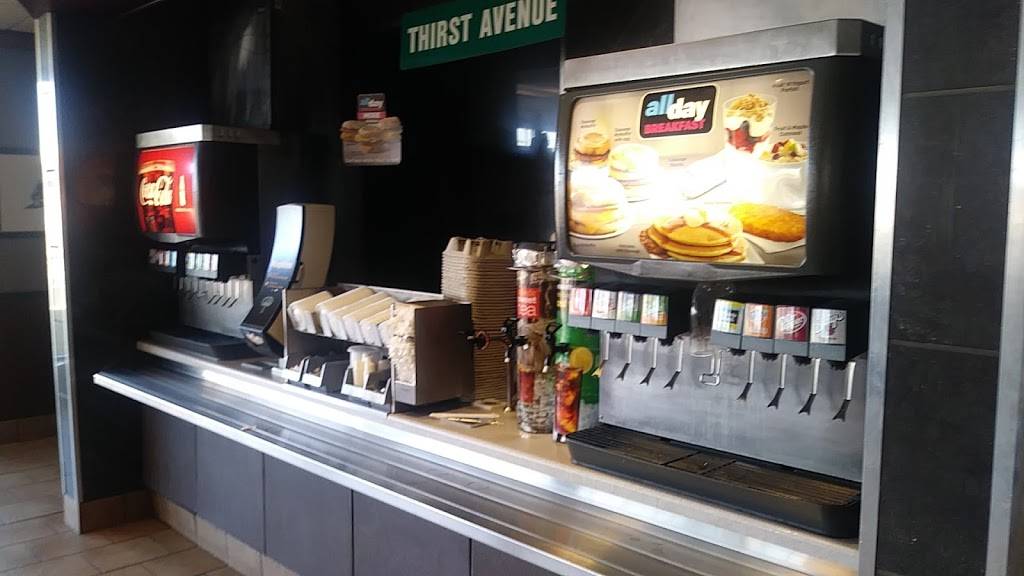 McDonalds | cafe | 3010 W Coliseum Blvd, Fort Wayne, IN 46808, USA | 2604824862 OR +1 260-482-4862