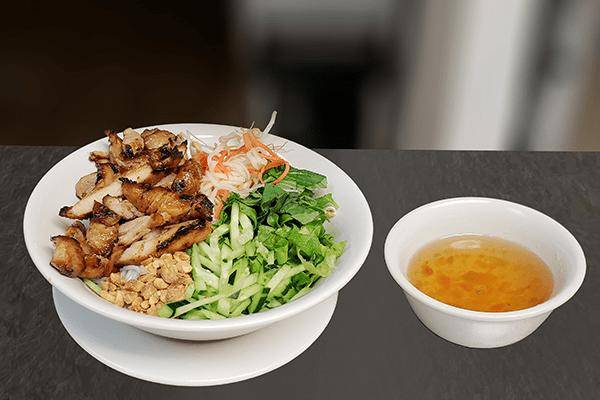 La Cà Bar | restaurant | 606 S Junett St, Tacoma, WA 98405, USA | 2532675540 OR +1 253-267-5540