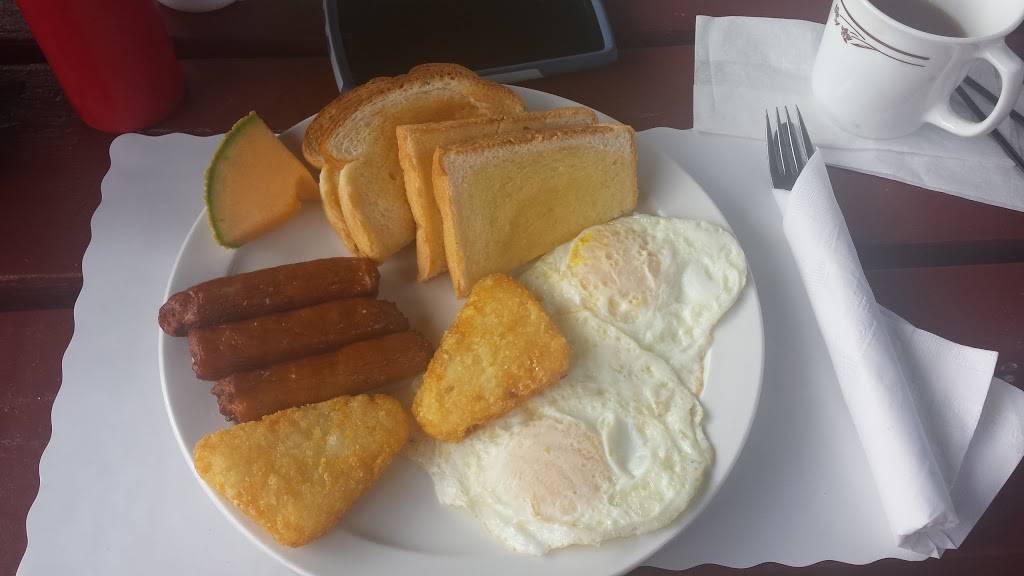 Harbourlite Restaurant | restaurant | 110 Elgin St, Port Elgin, ON N0H 2C0, Canada | 5198326262 OR +1 519-832-6262