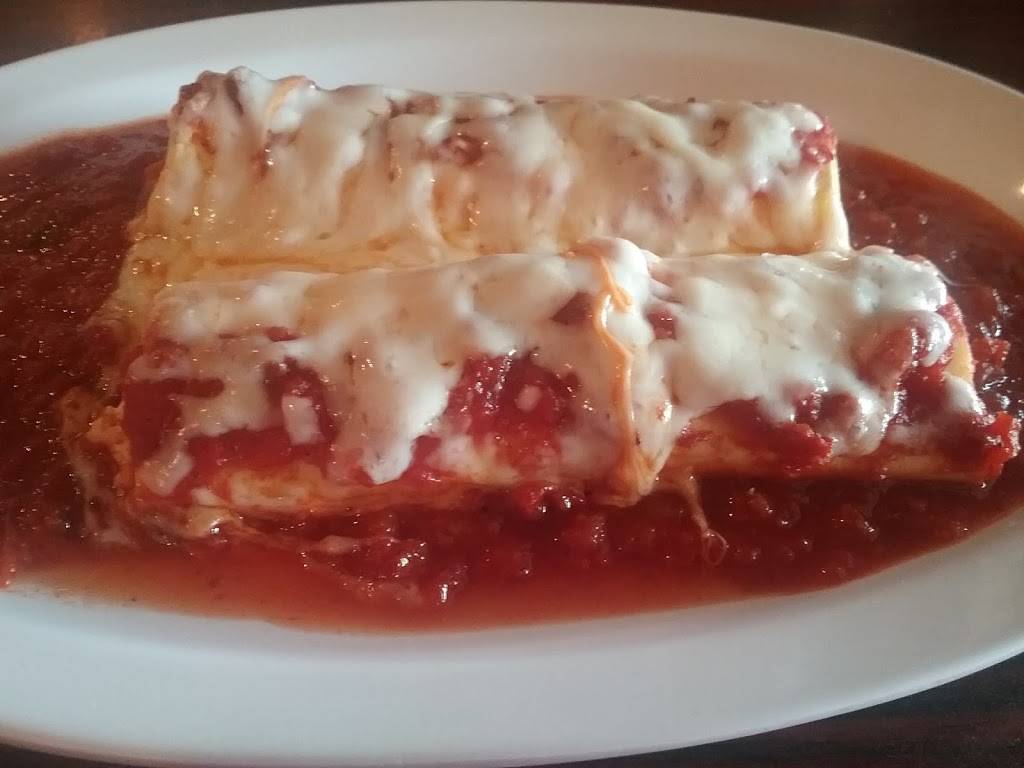 Mamma Mias Pizza and Pasta | restaurant | 4243 Seven Lakes Plaza, West End, NC 27376, USA | 9106736900 OR +1 910-673-6900