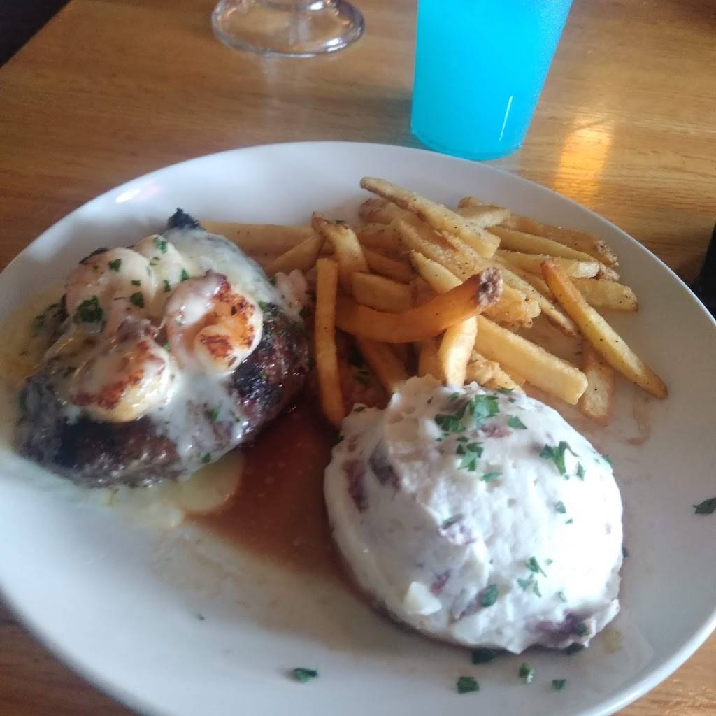 Applebees Grill + Bar | restaurant | 1050 Union Rd, West Seneca, NY 14224, USA | 7166772821 OR +1 716-677-2821