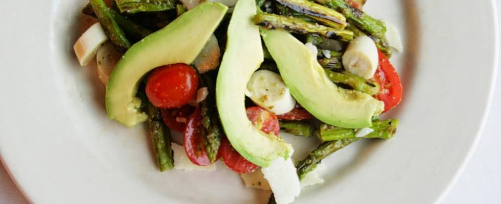 Ken Stewarts Tre Belle | restaurant | 1911 N Cleveland Massillon Rd, Akron, OH 44333, USA | 3306669990 OR +1 330-666-9990