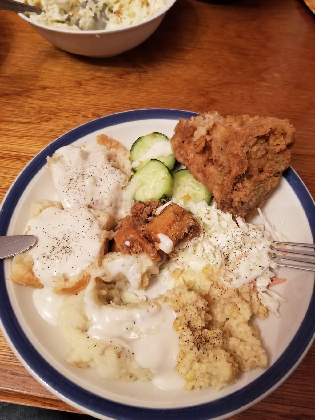 Monells At the Manor | restaurant | 1400 Murfreesboro Pike, Nashville, TN 37217, USA | 6153651414 OR +1 615-365-1414