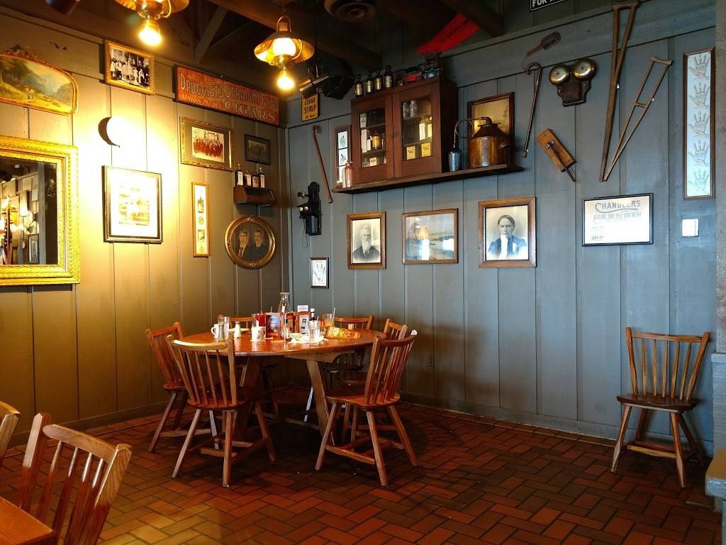 Cracker Barrel Old Country Store | restaurant | 7540 Remcon Cir, El Paso, TX 79912, USA | 9155819742 OR +1 915-581-9742