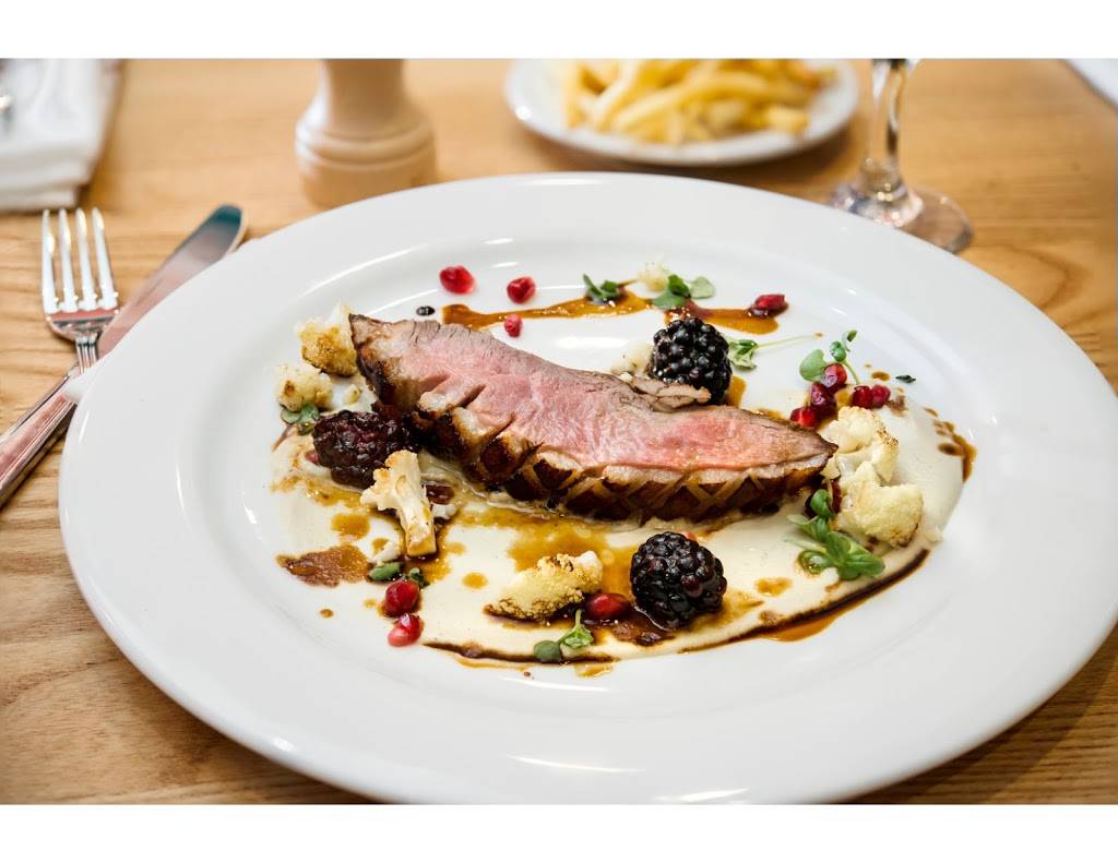 Brasserie Bonjour | restaurant | 2 Hilliard Ave, Edgewater, NJ 07020, USA | 2019698444 OR +1 201-969-8444