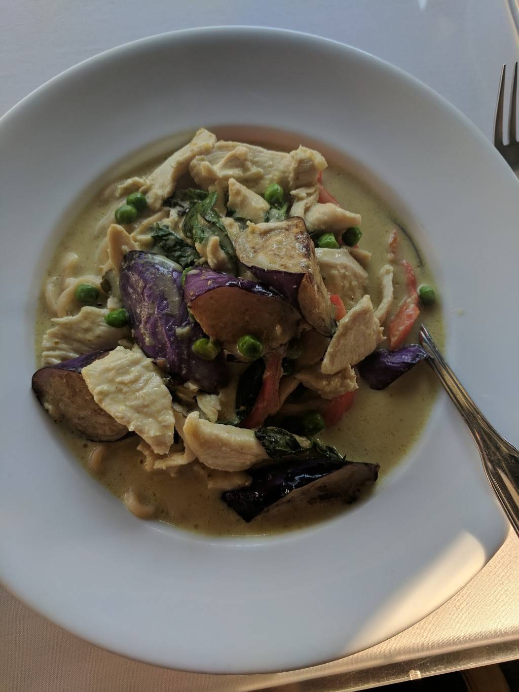 Thaiphoon Restaurant | restaurant | 543 Emerson St, Palo Alto, CA 94301, USA | 6503237700 OR +1 650-323-7700