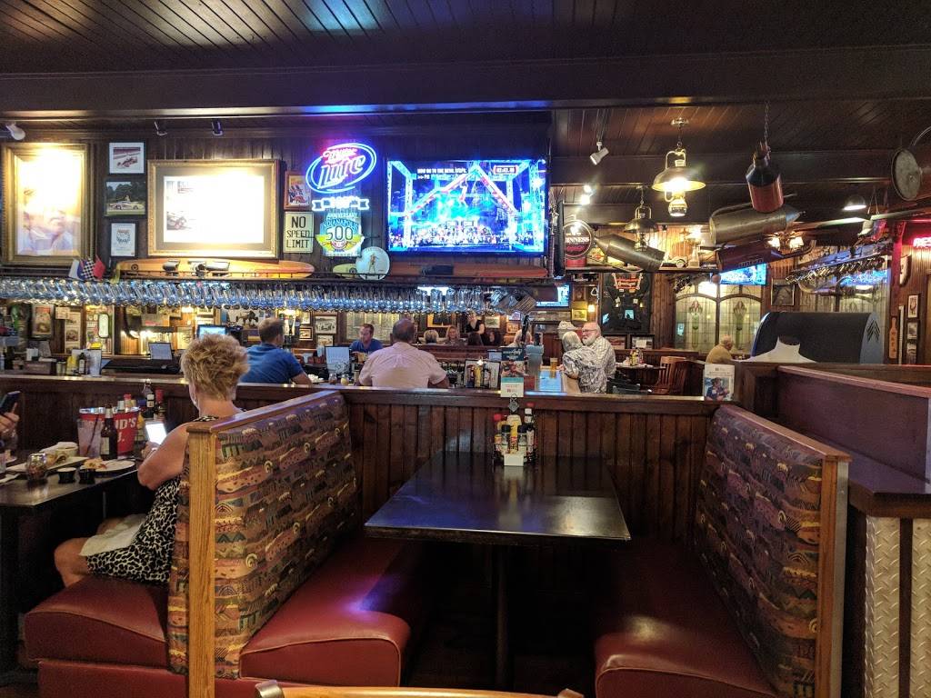 Union Jack Pub - Speedway | restaurant | 6225 W 25th St, Speedway, IN 46224, USA | 3172433300 OR +1 317-243-3300