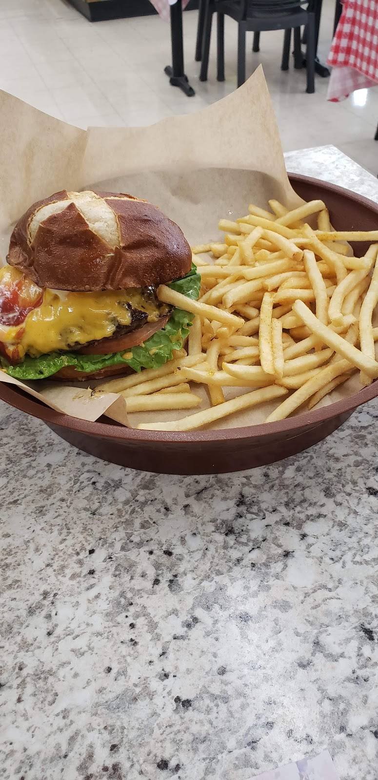 Grab & Gourmet | restaurant | 9979 Victoria Way, Jamestown, CA 95327, USA | 2097825031 OR +1 209-782-5031