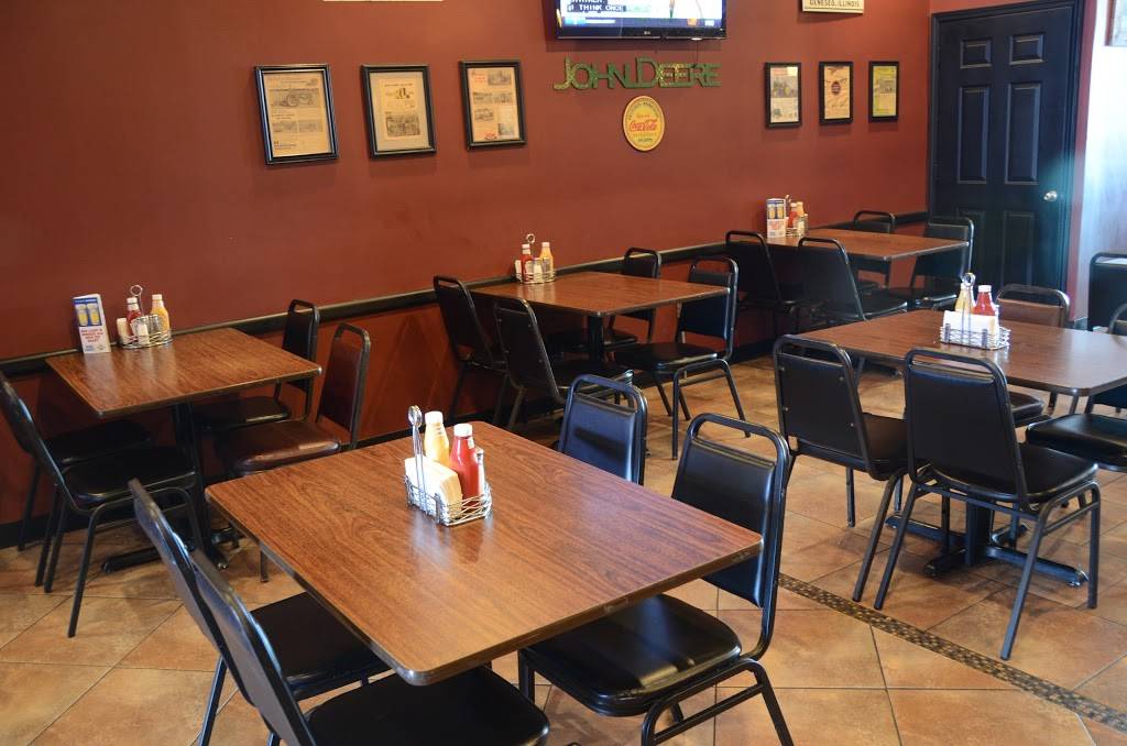 Raelyns Pub & Eatery | restaurant | 217 N State St, Geneseo, IL 61254, USA | 3099443437 OR +1 309-944-3437