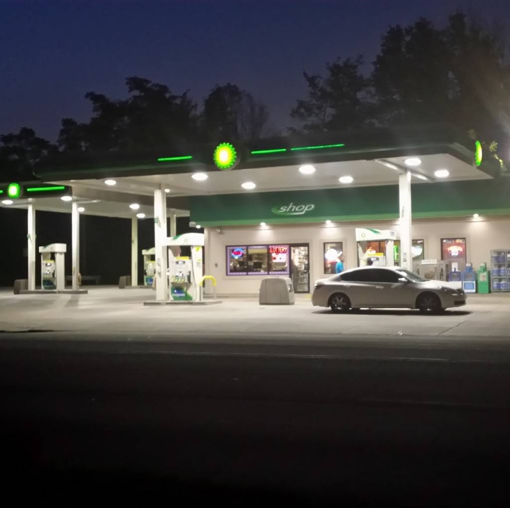 Parkman Market Xpress | restaurant | 16220 Main Market Rd, Parkman, OH 44080, USA | 4405482703 OR +1 440-548-2703