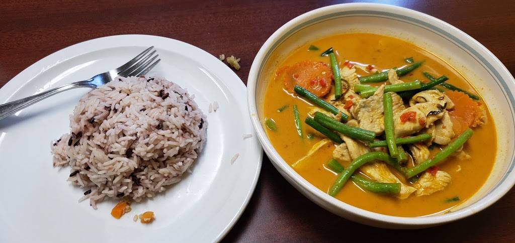 Na Ha Thais Kitchen | restaurant | 471 York Rd, Guelph, ON N1E 3J1, Canada | 5193621467 OR +1 519-362-1467