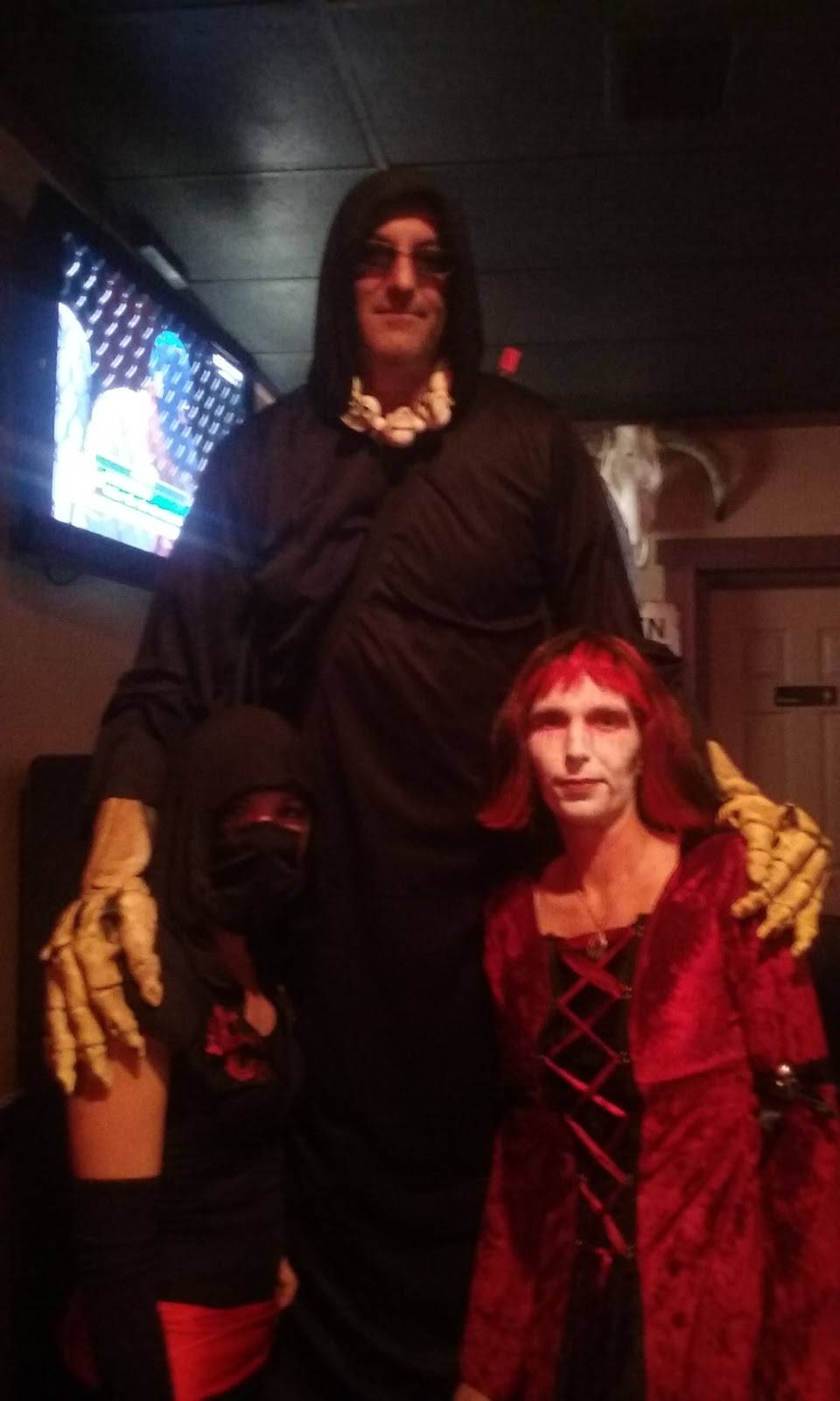 McHills Bar & Grille | restaurant | 562 PA-68, New Brighton, PA 15066, USA | 7248472063 OR +1 724-847-2063