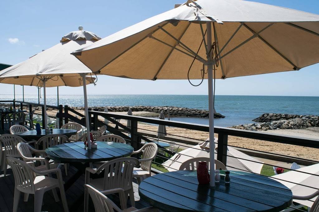 Waterfront Restaurant | restaurant | 1 Lighthouse Inn Rd, West Dennis, MA 02670, USA | 5083982244 OR +1 508-398-2244