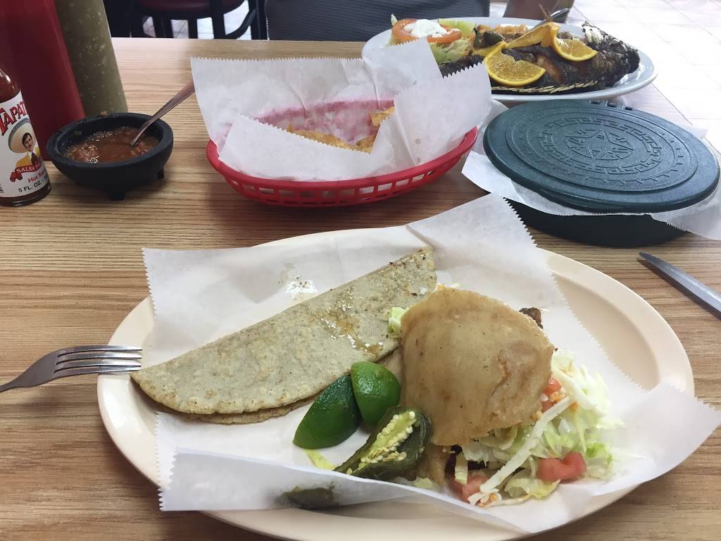 Monicas Mexican Restaurant | restaurant | 839 S Lake St, Mundelein, IL 60060, USA | 8475660033 OR +1 847-566-0033