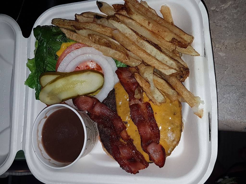 Madelyns Diner | restaurant | 377 Huron St, Stratford, ON N5A 5T6, Canada | 5192735296 OR +1 519-273-5296