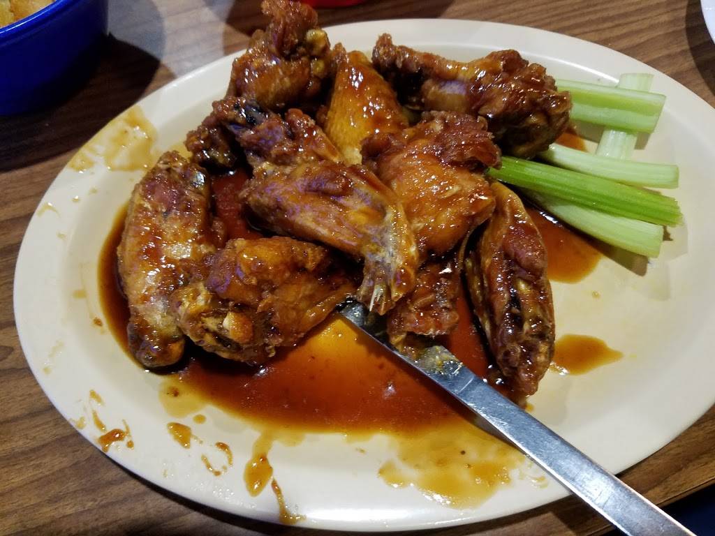 Leos Wings | meal takeaway | 1961 McCrays Mill Rd B, Sumter, SC 29150, USA | 8037756538 OR +1 803-775-6538
