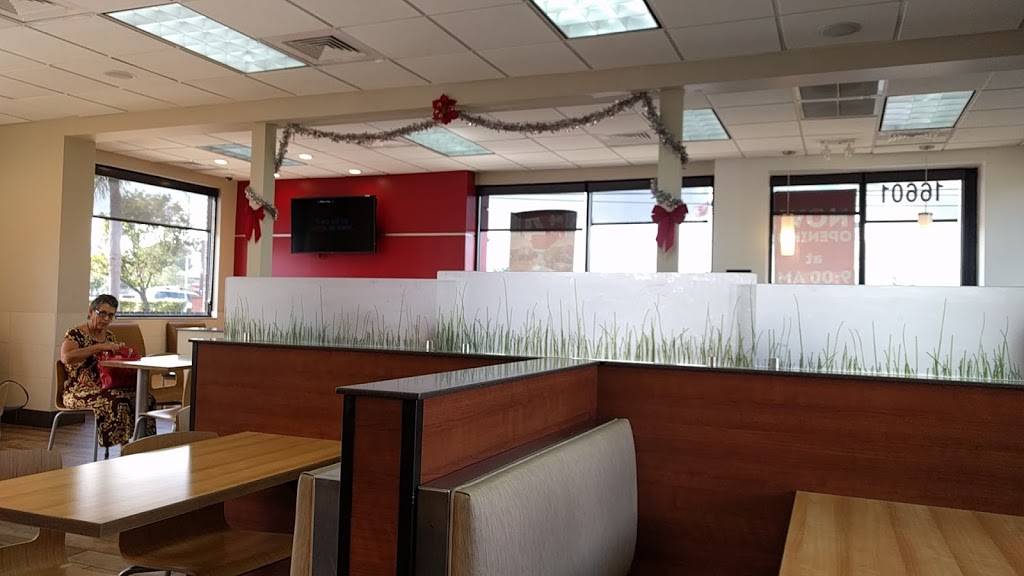 Wendys | restaurant | 16601 NW 57th Ave, Hialeah, FL 33014, USA | 3056232690 OR +1 305-623-2690