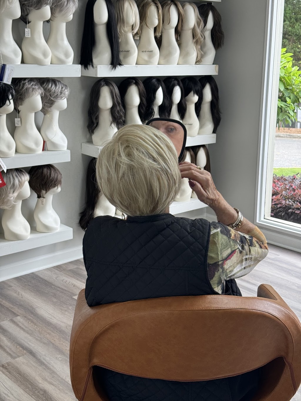 The Wig Dr (Marietta) | restaurant | 4939 Lower Roswell Rd Suite B202, Marietta, GA 30068, USA | 6785402488 OR +1 678-540-2488