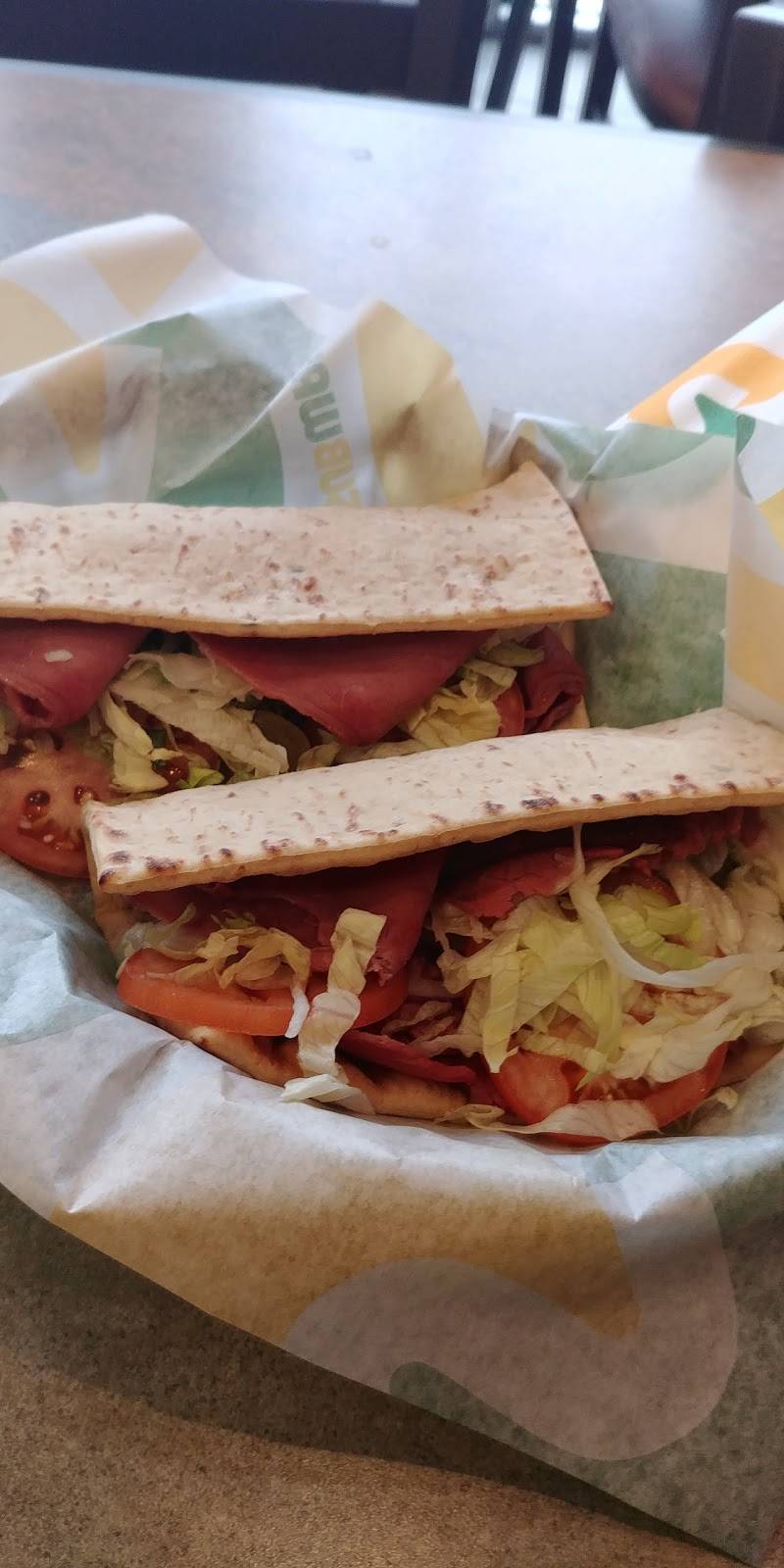 Subway | restaurant | 10650 Culebra Rd Suite 108 Culebra Market SC, San Antonio, TX 78251, USA | 2107671113 OR +1 210-767-1113