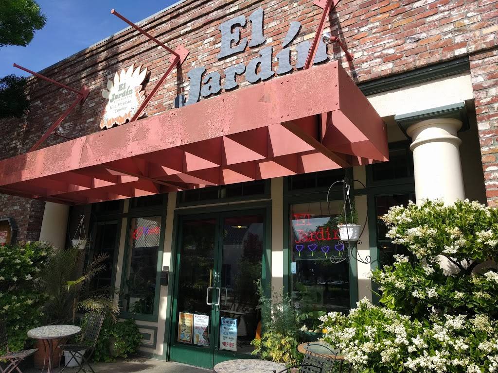 El Jardin | restaurant | 157 S Sierra Ave, Oakdale, CA 95361, USA | 2098478209 OR +1 209-847-8209