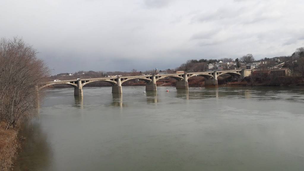 Dominos Pizza | meal delivery | 200 Kennedy Blvd, Pittston, PA 18640, USA | 5706544567 OR +1 570-654-4567