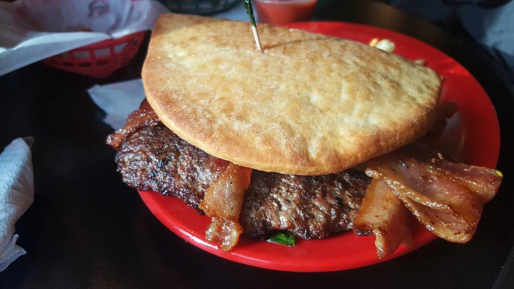 Village Inn | restaurant | 212 W Center St, Linwood, MI 48634, USA | 9896975261 OR +1 989-697-5261