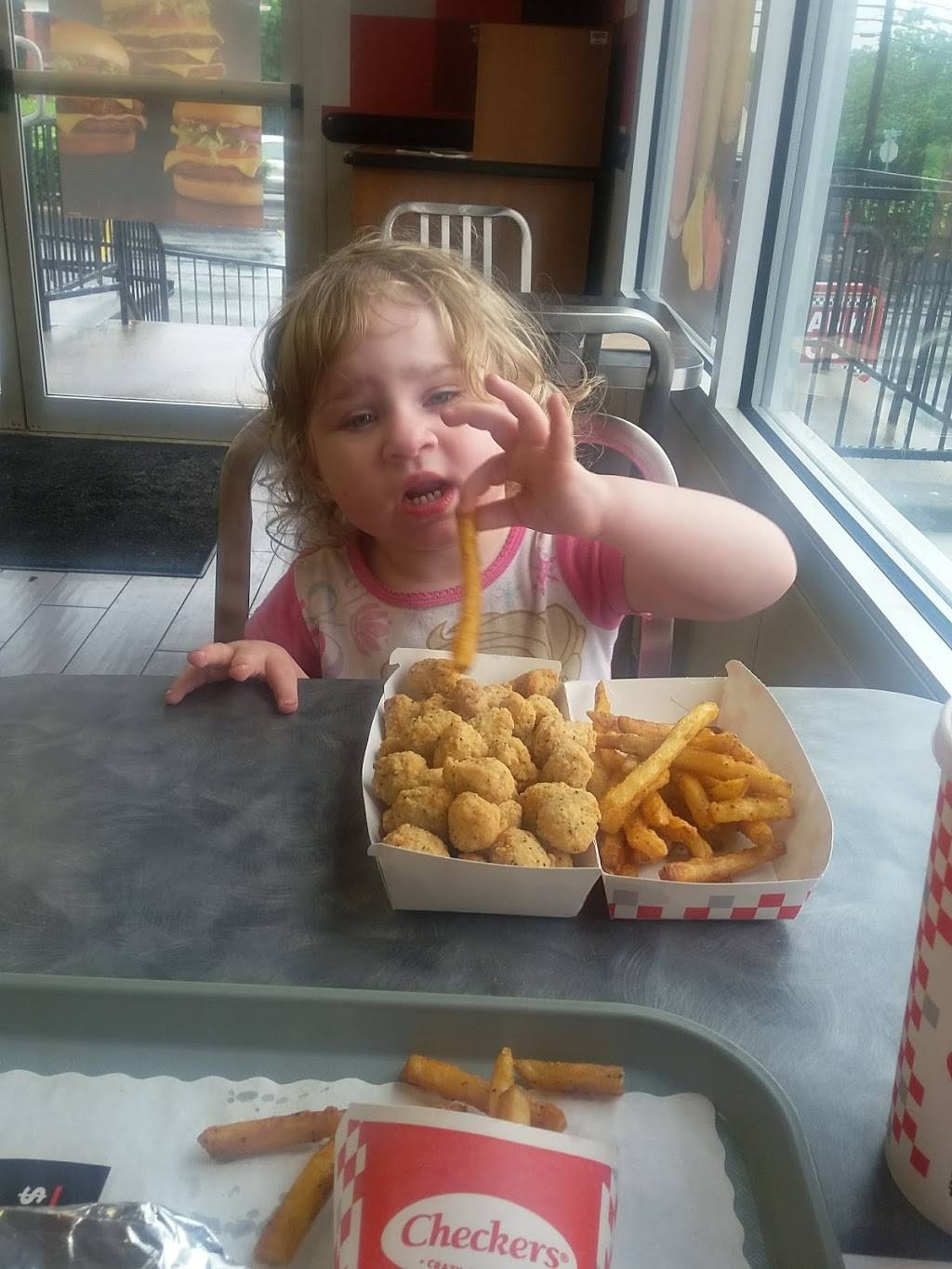 Checkers | restaurant | 826 Berryville Ave, Winchester, VA 22602, USA | 5407222001 OR +1 540-722-2001