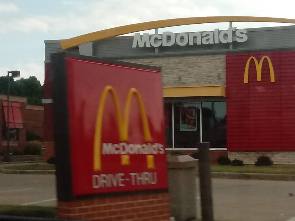 McDonalds | cafe | 482 Howe Ave, Cuyahoga Falls, OH 44221, USA | 3309239350 OR +1 330-923-9350