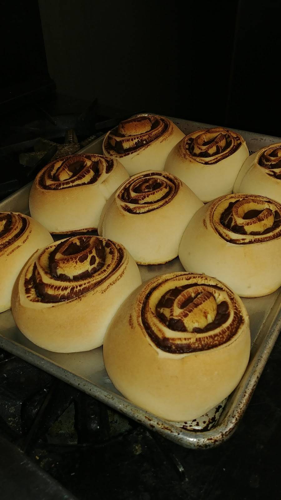 Robins Diner | restaurant | 603 West Side Square, Clinton, IL 61727, USA | 2179344122 OR +1 217-934-4122