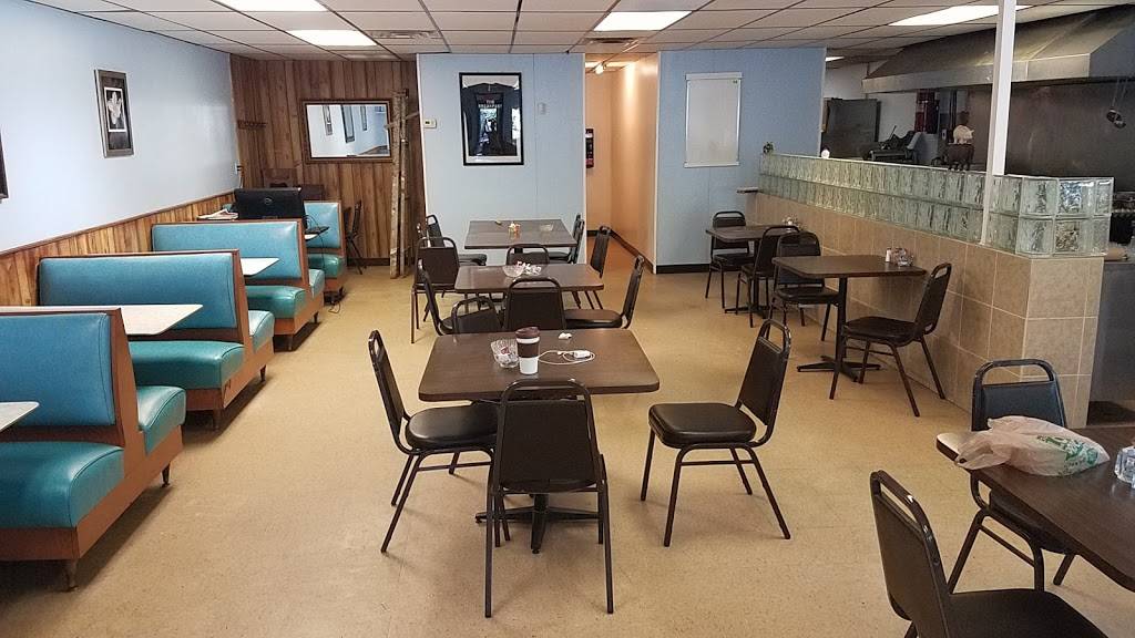 The Breakfast Club | restaurant | 42 S Main St, Churchville, NY 14428, USA | 5852937473 OR +1 585-293-7473