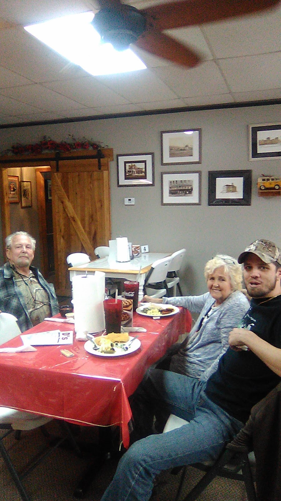 Ds Specialty House and Catering | restaurant | 507 W 4th St, Stroud, OK 74079, USA | 9182909078 OR +1 918-290-9078