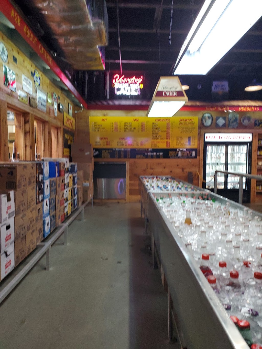 Rudys "Country Store" and Bar-B-Q | restaurant | 14501 Panama City Beach Pkwy, Panama City Beach, FL 32413, USA | 8505881996 OR +1 850-588-1996