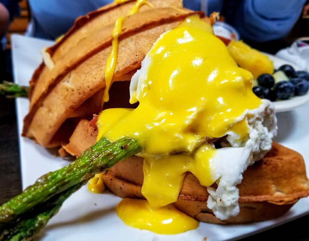 Swamis Cafe | restaurant | 2920 University Ave, San Diego, CA 92104, USA | 6192693797 OR +1 619-269-3797