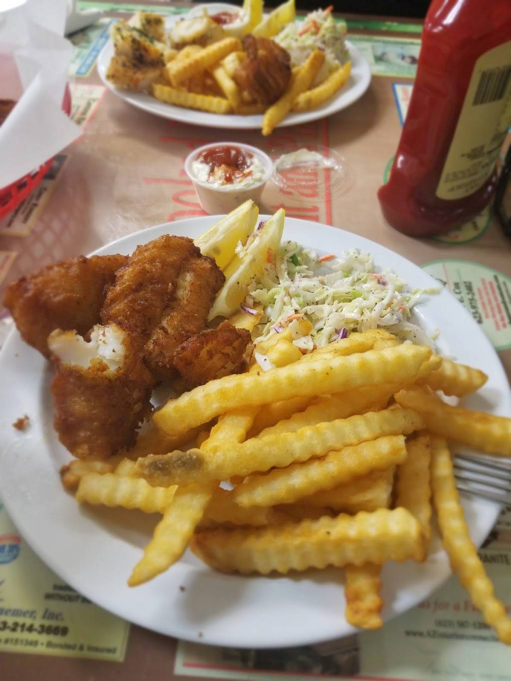 The Crooked Putter Restaurant | restaurant | 14260 W Meeker Blvd, Sun City West, AZ 85375, USA | 6235446090 OR +1 623-544-6090