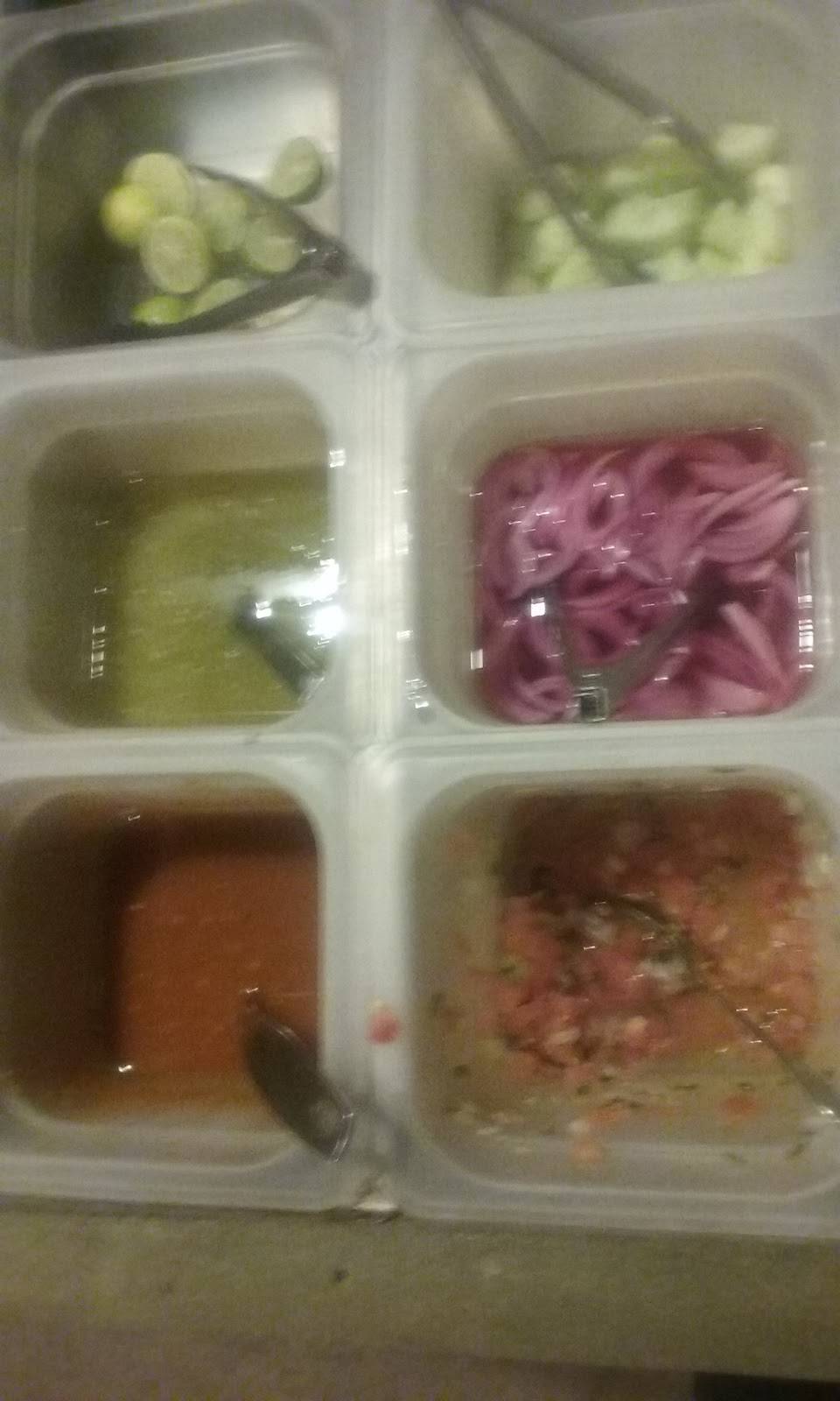 Geronimos Tacos Y Hot dogs | restaurant | 3350 W Valencia Rd, Tucson, AZ 85746, USA | 5208913976 OR +1 520-891-3976