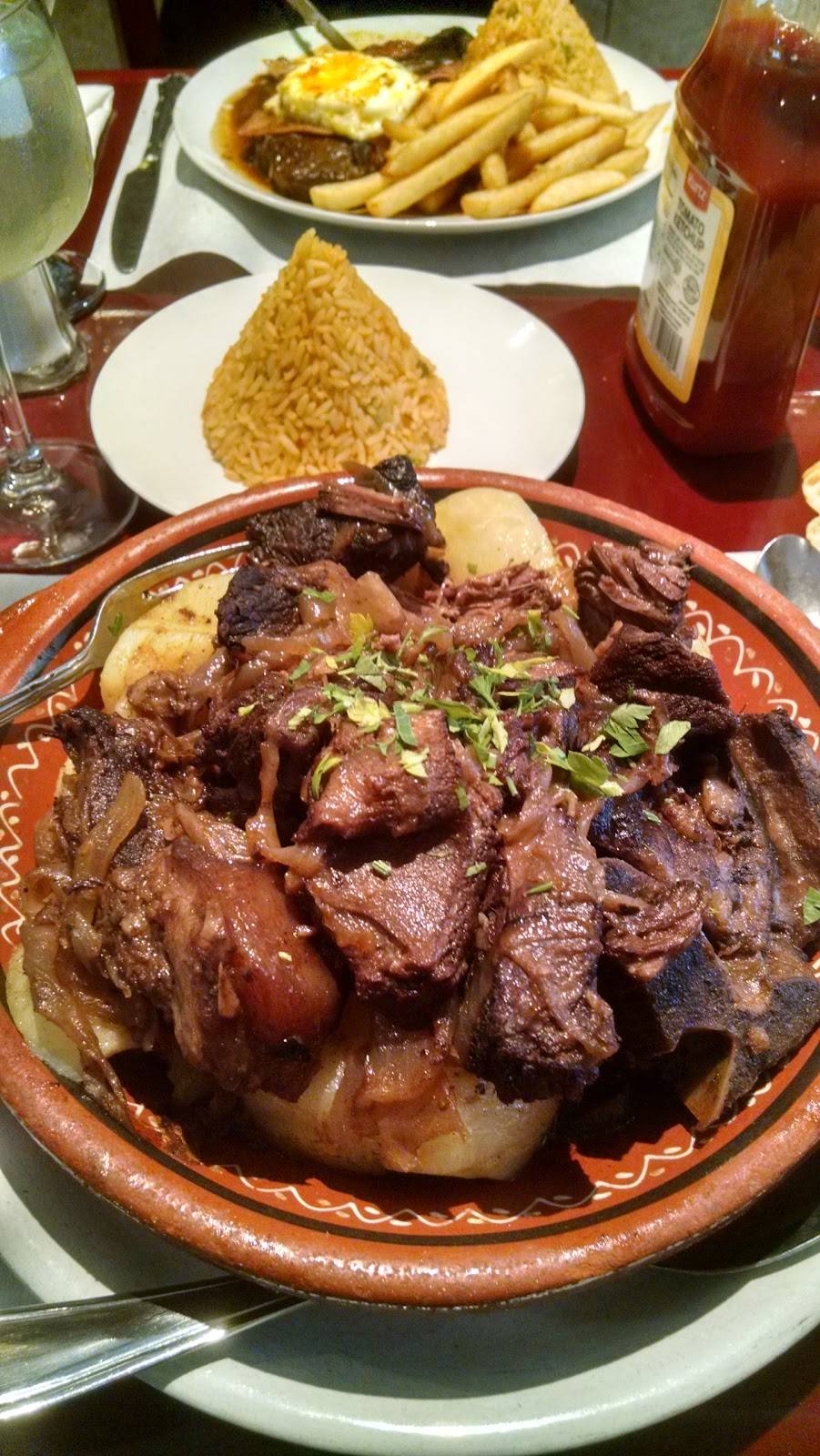 Restaurante Algarve | restaurant | 128 County St, New Bedford, MA 02744, USA | 5088585043 OR +1 508-858-5043