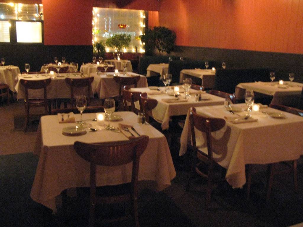 Carmelos Ristorante | restaurant | 238 Snelling Ave S, St Paul, MN 55105, USA | 6516992448 OR +1 651-699-2448