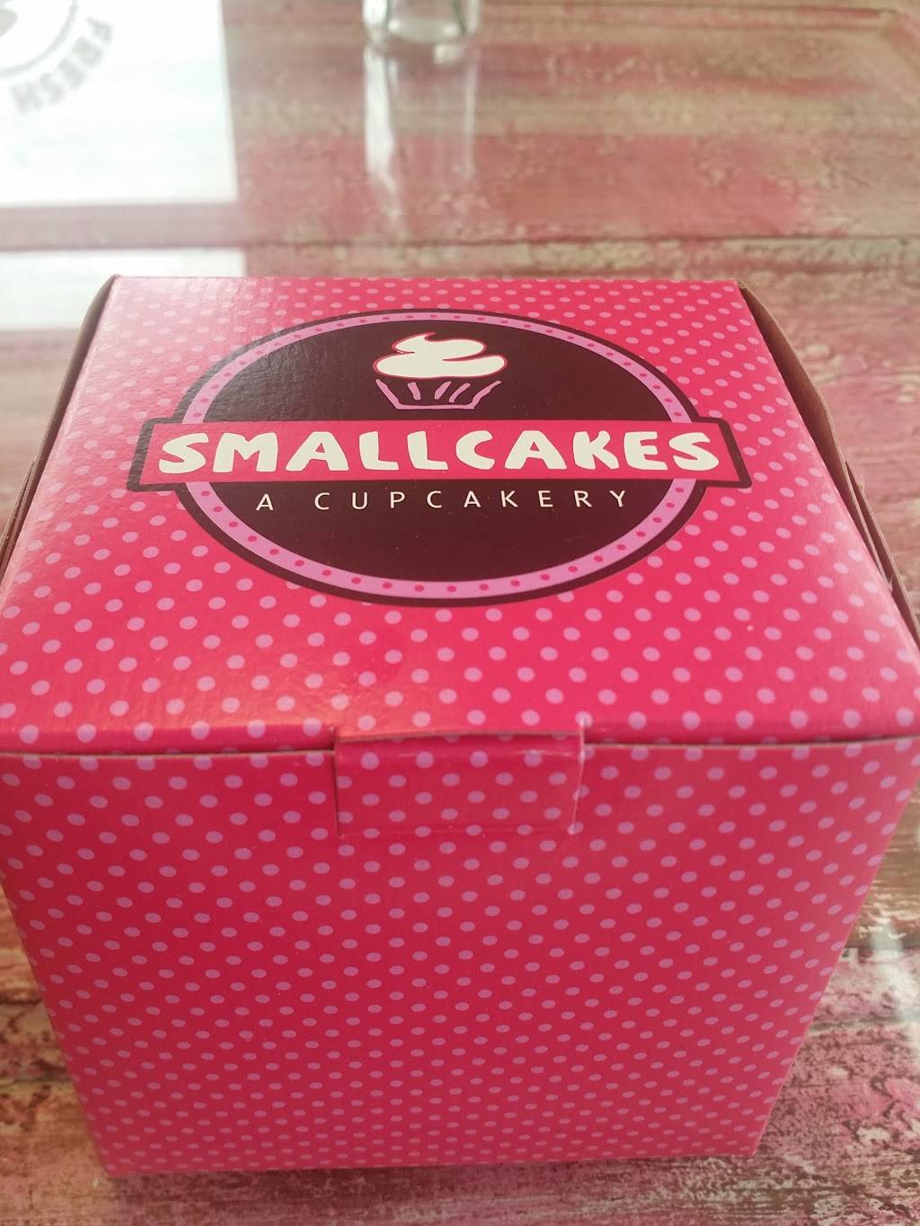 Small Cakes | restaurant | 330 Bland Blvd, Newport News, VA 23602, USA | 7573690890 OR +1 757-369-0890