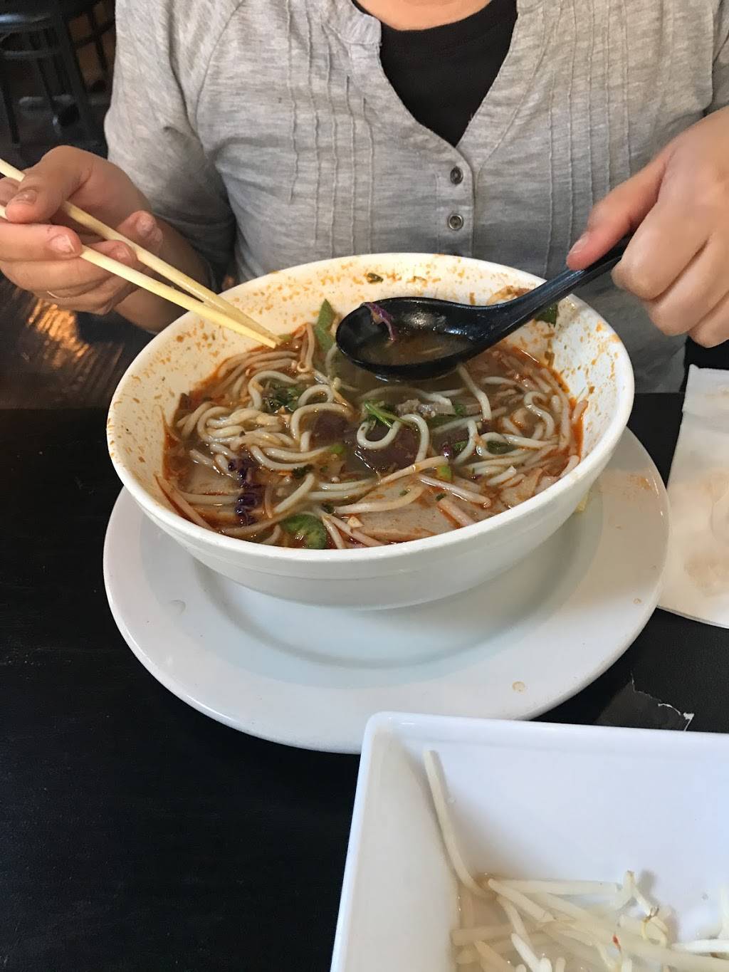 Holy Basil Pho | restaurant | 5362 College Ave, Oakland, CA 94618, USA | 5106018818 OR +1 510-601-8818