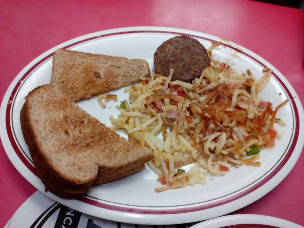 Huddle House | meal takeaway | 1589 Skippers Rd, Emporia, VA 23847, USA | 4346342829 OR +1 434-634-2829