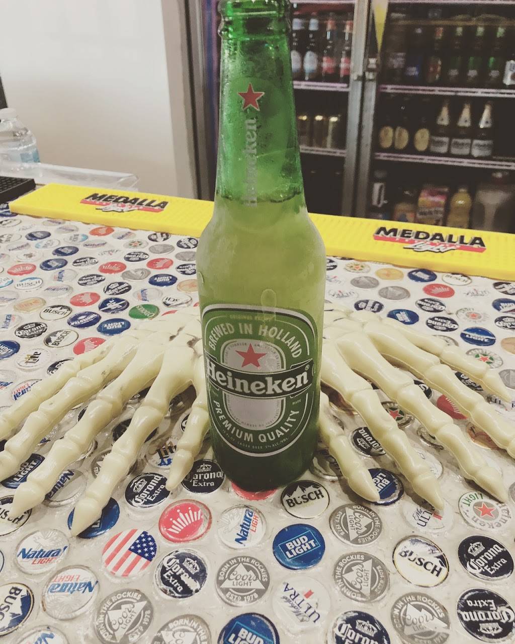 Cerveza House / Bar and Grill | restaurant | 7521 S Orange Ave, Orlando, FL 32809, USA | 4077769060 OR +1 407-776-9060