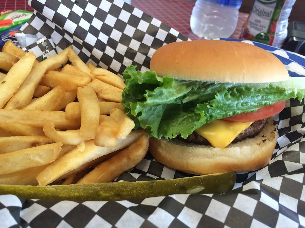 Carls Place | restaurant | 15800 Old Franklin Turnpike, Penhook, VA 24137, USA | 5405762838 OR +1 540-576-2838