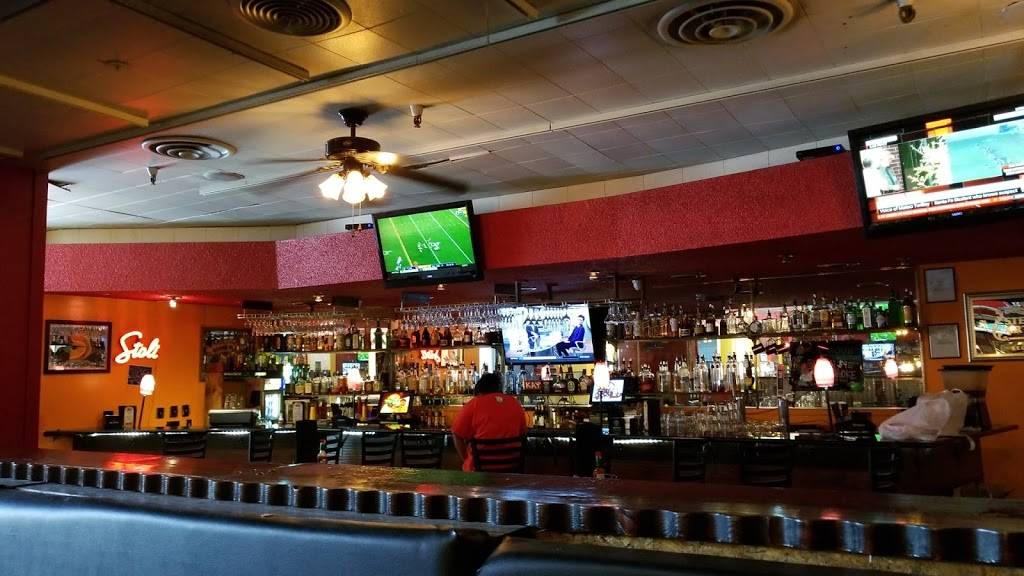 Kocky’s Bar & Grill | restaurant | 1231 Van Ness Ave, Fresno, CA 93721, USA | 5592665500 OR +1 559-266-5500