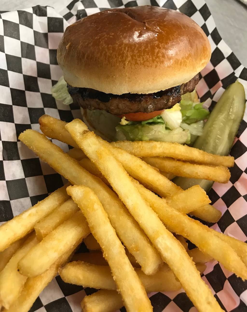 Sunset Ridge Golf Club | restaurant | 2814 W Seneca Turnpike, Marcellus, NY 13108, USA | 3157074503 OR +1 315-707-4503