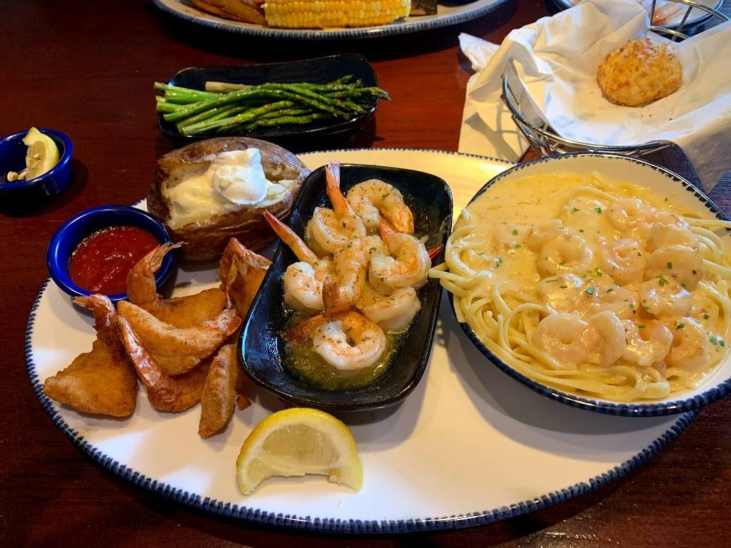 Red Lobster | restaurant | 2020 N Dixie Hwy, Elizabethtown, KY 42701, USA | 2707653339 OR +1 270-765-3339