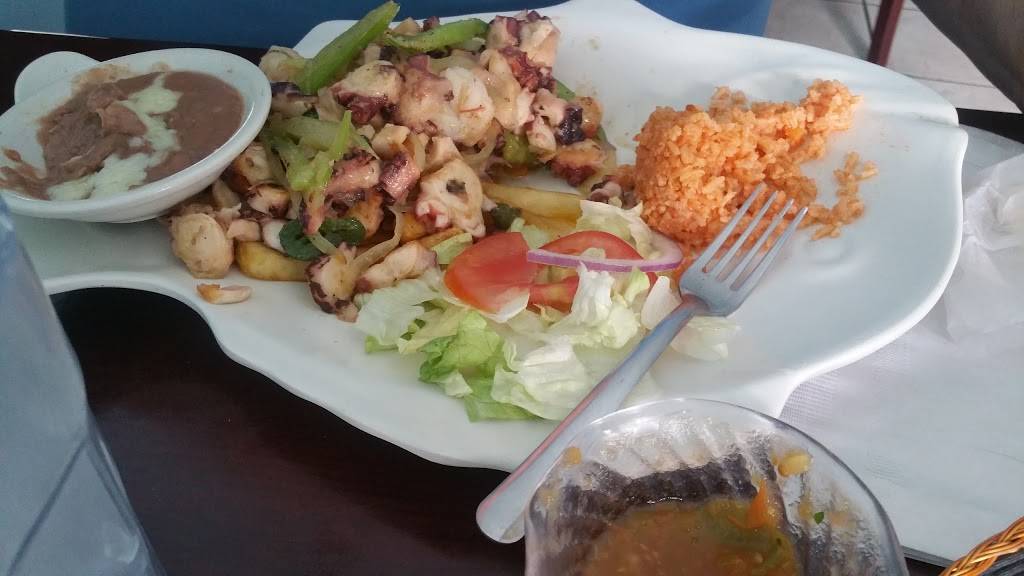 San Carlos Seafood Restaurant | restaurant | 1901 E McDowell Rd, Phoenix, AZ 85006, USA | 6023400892 OR +1 602-340-0892