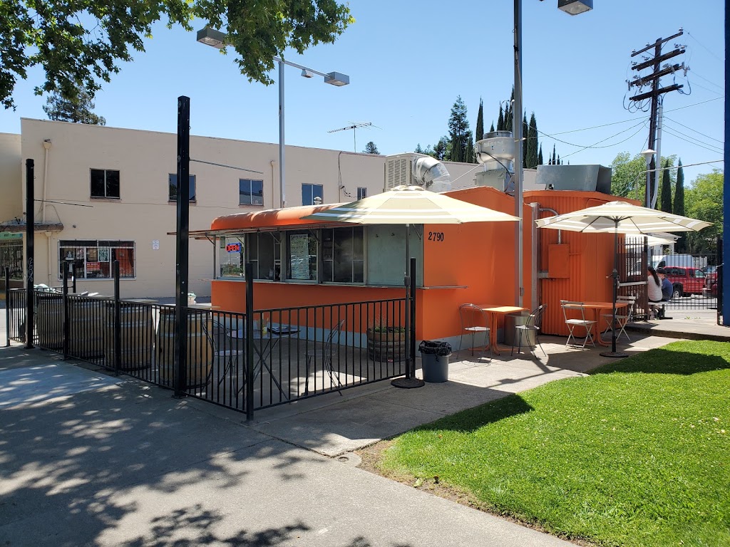 Purple Pig Eats Oak Park | restaurant | 2790 Stockton Blvd, Sacramento, CA 95817, USA | 9166786911 OR +1 916-678-6911