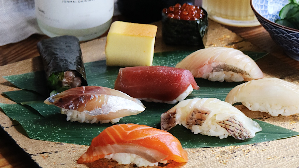 Brush Sushi Izakaya | restaurant | 316 Church St, Decatur, GA 30030, USA | 6789499412 OR +1 678-949-9412